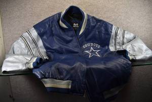 lot 1340 image: Dallas Cowboy Leather Jacket Size XL  Made by Mirage 100% Leather