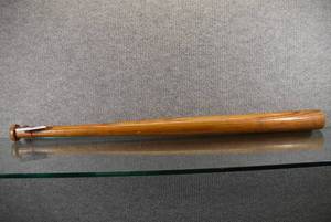 lot 1348 image: Vintage Wood Baseball Bat  35 18
