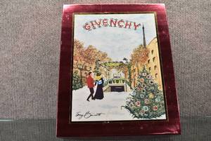 lot 1382 image: Givenchy Damarige Extravagance Perfume Christmas Gift Set  Box - 9.25 x 11.5