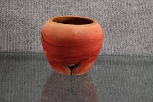 lot 1448 image: Vintage Nemadji Red Vase  4 Tall
