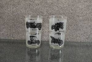 lot 1462 image: Set of 2 Antique Car Frosted Tumbler  4 12 Tall