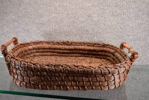 lot 1485 image: Vintage Authentic Handmade Native American Handled Basket Pine Needles  Coiled Pine Needles  Lot 3 of 3  16 x 12