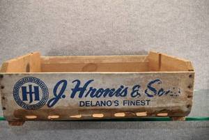 lot 1490 image: Vintage J. Hrones Delanos Finest Wood Crate  FruitVegetable Crate  13 12 x 17 12