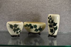 lot 1494 image: Lot of 3 Vintage Royal Copley Mid Century Planters with Green Leaves  4 to 7 Tall