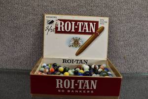 lot 1526 image: Cigar Box Of Vintage Marbles  Colors and Sizes Vary