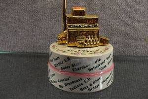 lot 1538 image: Vintage Ezra Brooks 1971 Club Bottle 2nd Anniversary  Heritage China SN-24  8 Tall