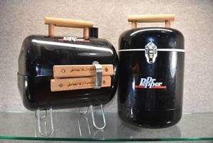 lot 1541 image: Dr. Pepper Cooler and Small Grill  Grill Missing Metal Grill Part