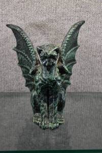lot 1611 image: Cast Iron Gargoyle Statue Candle Holder  9 Tall x 8 Wide