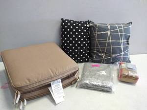 lot 3947 image: Home Decor Lot  Accent Pillows, Outdoor Seat Cushions, (Queen) Bed Skirt, & (6) Place Mats