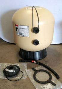 lot 1140 image: Pentair Triton II Side Mount Filter TR100 Fiberglass Sand Filter