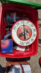 lot 4156 image: Coca Cola Items