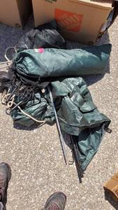 lot 4181 image: (2) Hiking Hammock Tents&nbsp