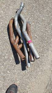 lot 4218 image: Exhaust Manifold For 1953 Ford Truck