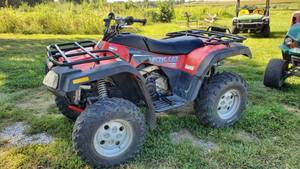 lot 9002 image: 2004 400 Artic Cat 4WD ATV