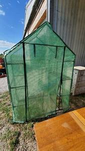 lot 9004 image: Greenhouse