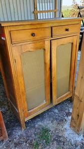 lot 9067 image: Vintage Jelly Cabinet