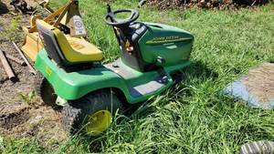 lot 9073 image: John Deere Parts Mower