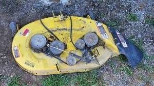 lot 9076 image: 38in Mower Deck