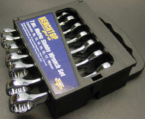 lot 1007 image: Very nice NEW set of 7 Metric chrome shorty (stubby style) 10-18MM wrenches