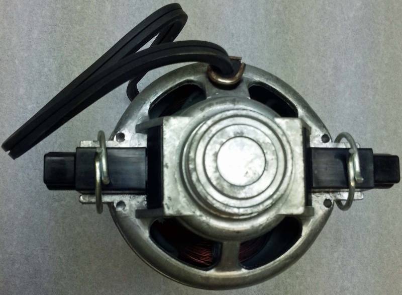 lot 1023 image: New GENERAL ELECTRIC (GE) Vendorlator Vendo Pop vending machine condenser motor