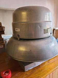 lot 8007 image: rooftop exhaust fan