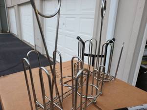 lot 8056 image: several dozen condiment caddies