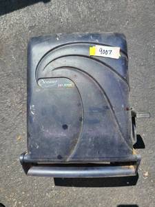 lot 9007 image: San Jamar hand towel dispenser