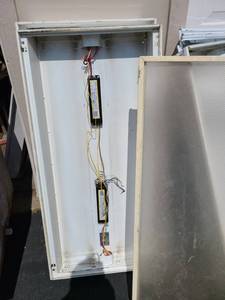 lot 9014 image: large lot of commercial ceiling light fixtures