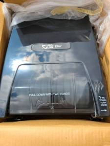 lot 9027 image: new pro link elite hand towel dispenser