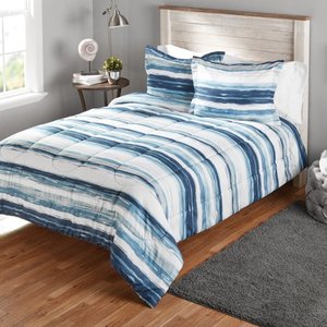 lot 511006 image: Mainstays Full or Queen Watercolor Stripe Printed Comforter Mini Set, 3 Piece