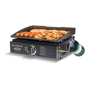 lot 511102 image: Blackstone Adventure Ready 17in Tabletop Outdoor Griddle