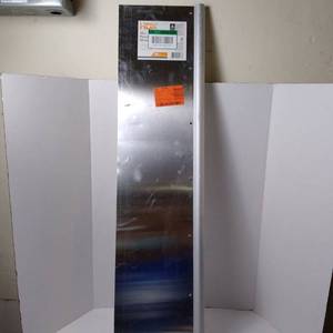 lot 9 image: 36 In. Aluminum Spray Shield