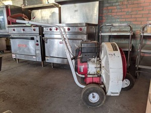 lot 6060 image: Little Wonder High Output Power Blower
