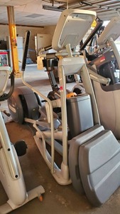 lot 6088 image: Precor Ellipitical