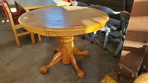lot 6127 image: 42in Dining Room Table (SS-75)