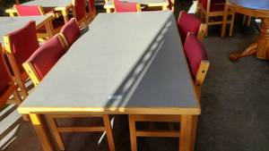 lot 6130 image: 6ft x 3ft Table With 4 Chairs