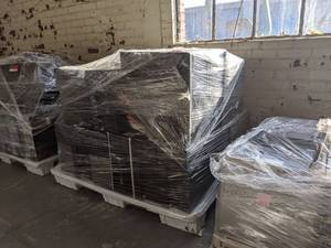 lot 6154 image: Pallet Of Assorted Computer Towers