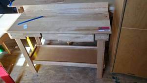 lot 6171 image: Kids Wood Workbench