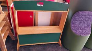 lot 6178 image: Childrens Wood Stand