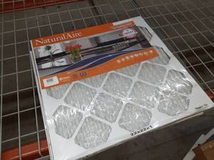 lot 61207 image: NaturalAire Odor Eliminator Air Filter with Baking Soda, MERV 8, 22 x 22 x 1-Inch, 4-Pack