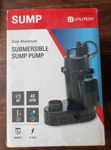 lot 2564 image: Utilitech 0.33-hp Aluminum Submersible Sump Pump