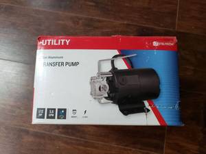 lot 2570 image: Utilitech 112 Hp Stainless Steel Lawn Transfer Pump