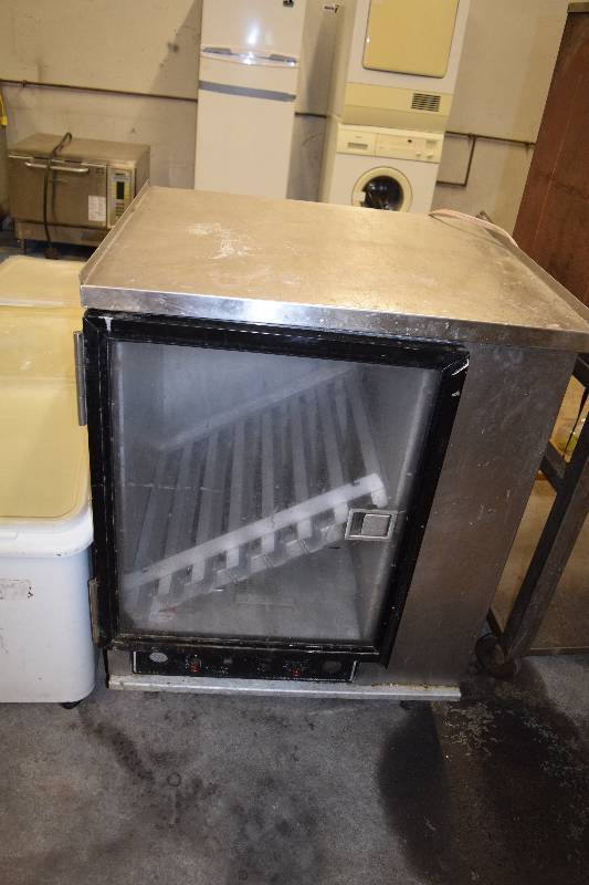 lot 25 image: WilDev Proofing Warming Cabinet