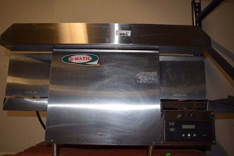 lot 38 image: QMatic Toaster Oven