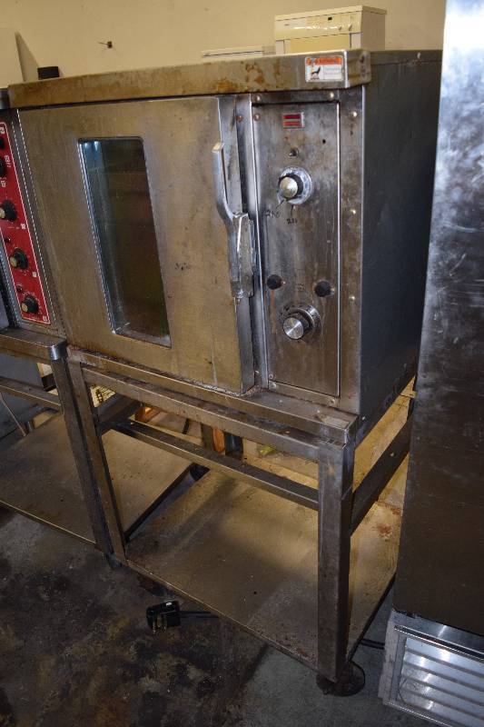 lot 40 image: Hobart Convection Oven Half Size