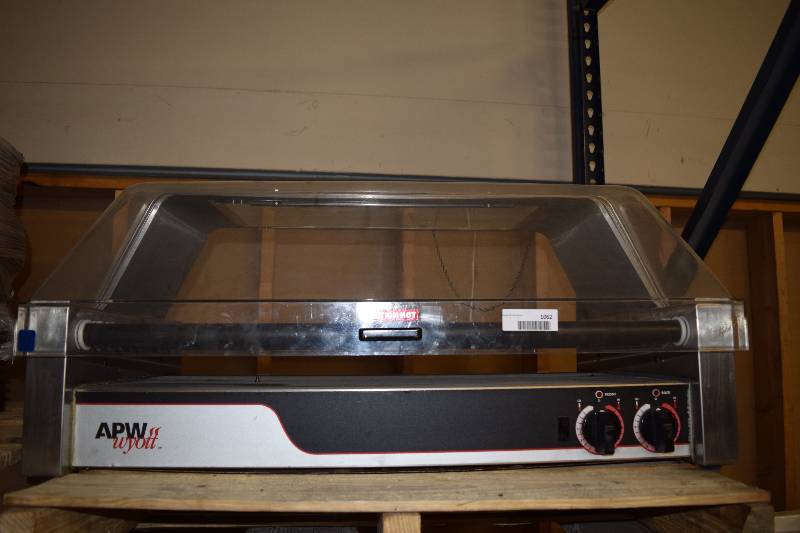 lot 43 image: APW Wyoff Hotdog Roller