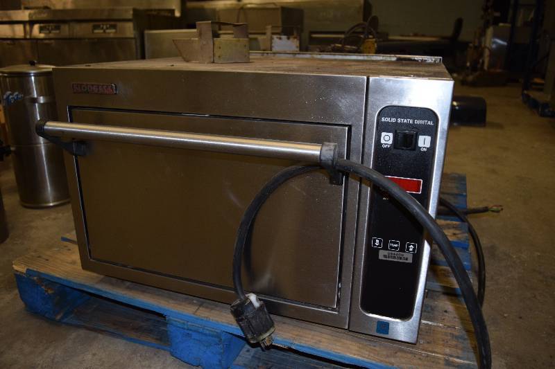 lot 52 image: Blodget Digital oven