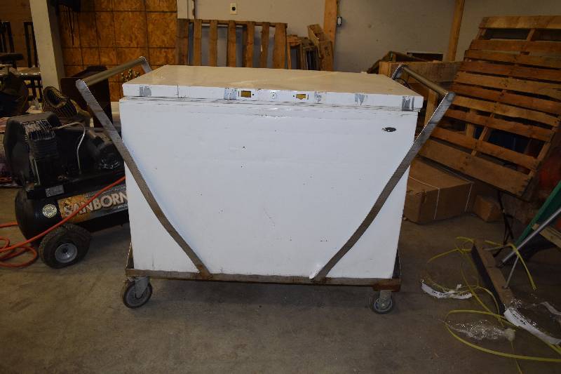 lot 62 image: Chest Freezer on Cart