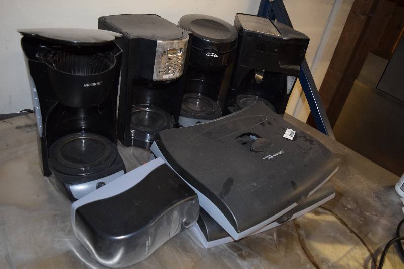 lot 76 image: 4 Coffee Machines, Soup Dispensers, 2 Toilet seat Cover Dispenser