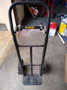 lot 7923 image: Milwaukee 800 lb. Capacity 2-in-1 Convertible Hand Truck